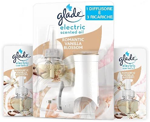 Glade Essential Oil, Diffusore per Ambiente Elettrico agli Olii Essenziali,  Fragranza Romantic Vanilla Blossom, Confezione da 1 Base + 3 Ricariche